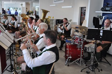 Eröffnungsfeier Autohaus Almtal 14. und 15. Mai